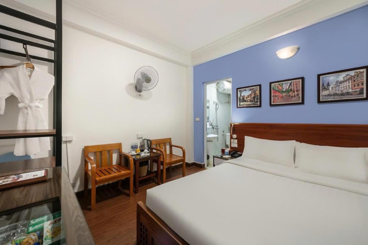A25 Hotel - Doi Can 2 Hanoi Eksteriør billede